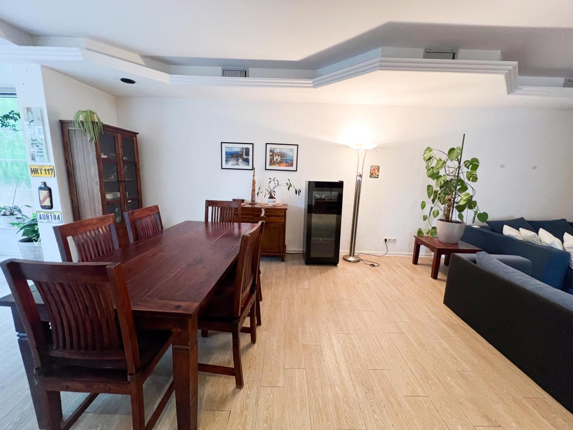 Grosse & Voll Ausgestattete Apartments, Studios, Doppelzimmer, Workspace, Parkplatz, Netflix, Prime & Schnelles Wifi In Ruhiger Lage Mit Garten Rudolstadt Buitenkant foto